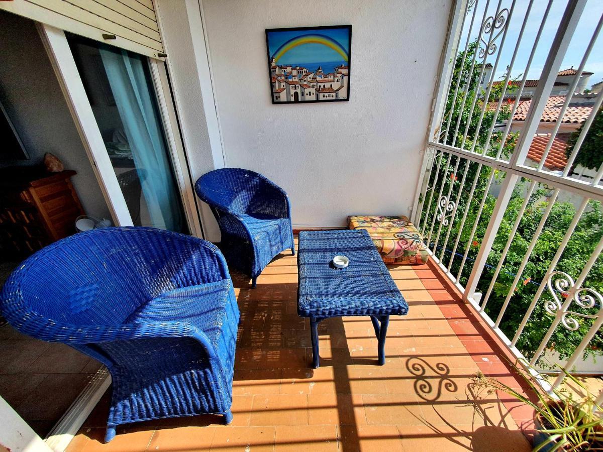 Bonita Casa Con Terraza Y Patio Empuriabrava Ngoại thất bức ảnh